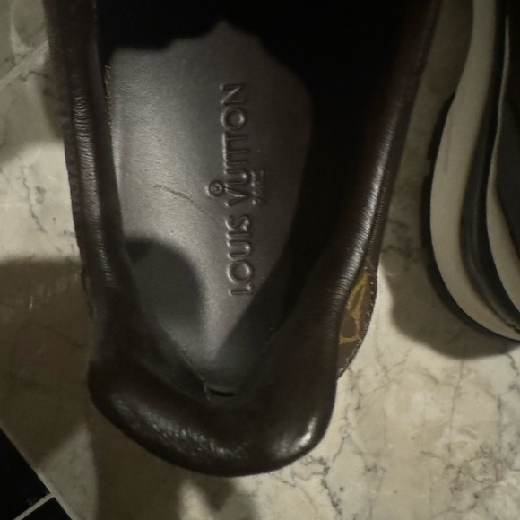 NEW- Louis Vuitton Monogrammed Running Shoes- 7.5 men’s size 9 women’s. - Picture 7 of 14